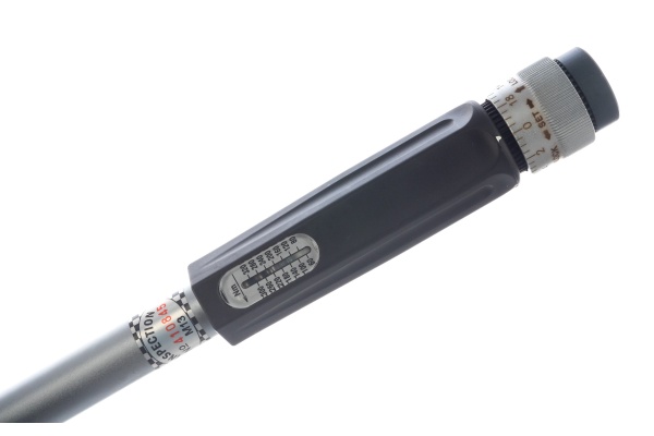 Динамометрический ключ 60-320Нм 1/2" AIST 16014320 00-00006026