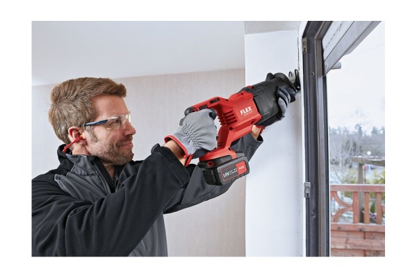 Аккумуляторная сабельная пила с маятниковым ходом FLEX RSP DW 18.0-EC C 491306