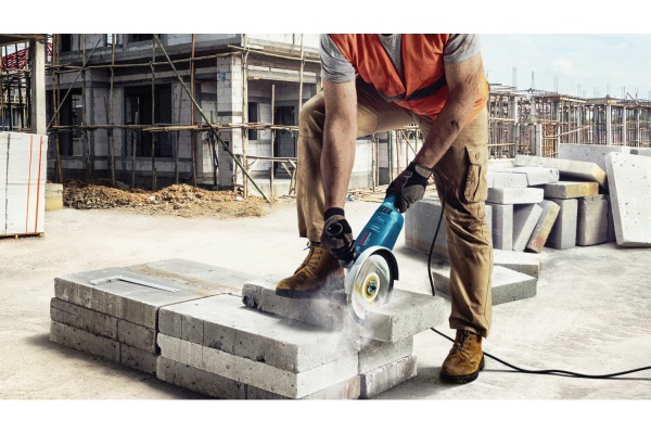 Сетевая углошлифовальная машина BOSCH GWS 2200-230 RSP 06018C1320