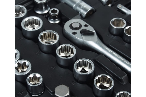 Набор инструмента ROCKFORCE 1/4",3,8",1/2" DR 6-гранный 4-32мм 172пр. RF-41723-5