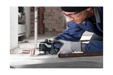 Универсальный резак Bosch GOP 300 SCE с набором оснастки 0.601.230.503