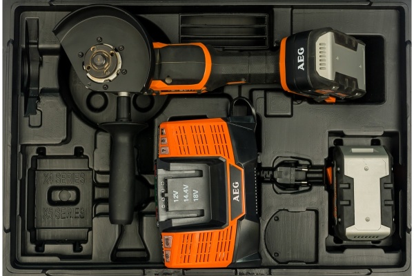 Бесщеточная угловая шлифмашина AEG BEWS 18-125BL LI-502C 4935464417