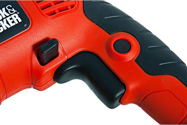 Ударная дрель Black+DECKER KR 714 CRESK