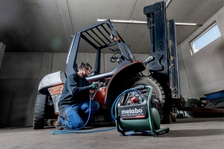Компрессор акк. без АКК и ЗУ Metabo Power 160-5 18 LTX BL OF 601521850